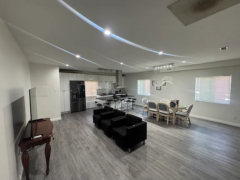 8151 Katella Ave #B — Photo 4