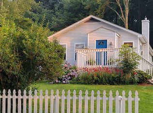 20 Birch Rd, Danbury, CT 06811