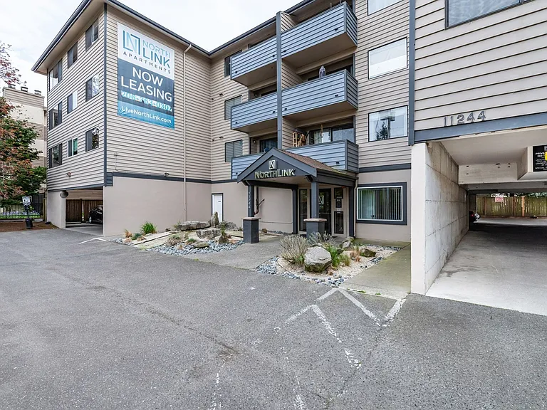 Northlink Apartments — Photo 8