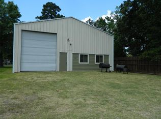 385 Willow Crest Cir, Livingston, TX 77351