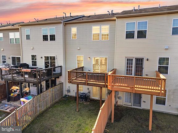 4th image of 108 Domino Ct