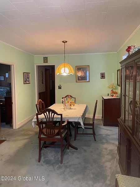 4th image of 21 Pine Road