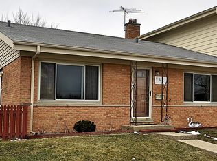 8654 N National Ave, Niles, IL 60714