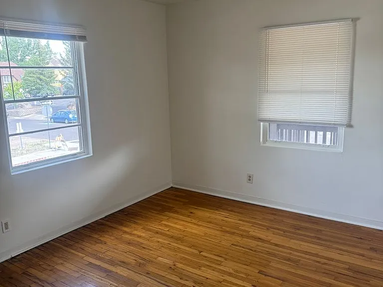 324 N San Francisco St — Photo 17
