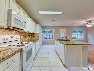 7 Jenny Wren Ct, Spring, TX, 77382