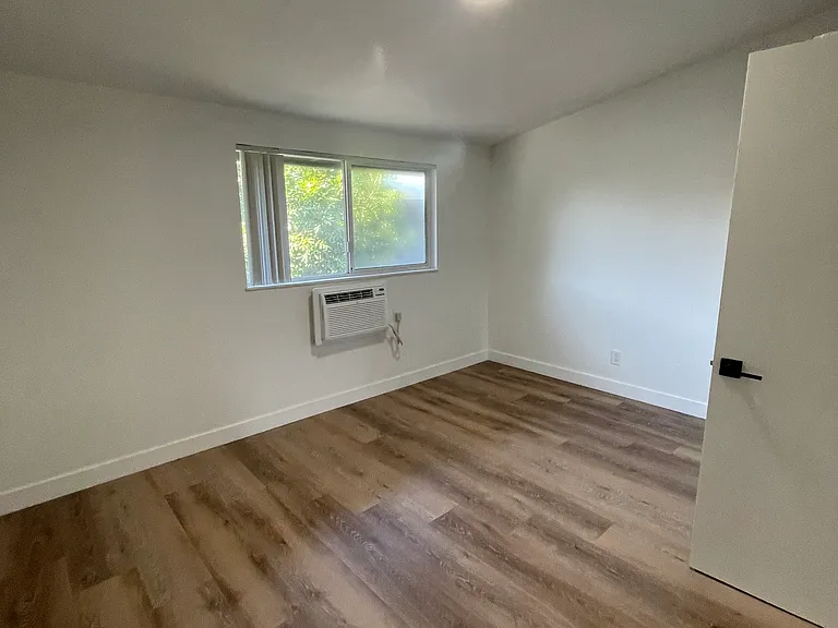 206 S McCoy Rd — Photo 11