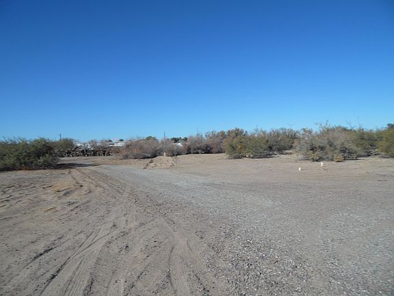 5th image of 66140 S Currey Ln