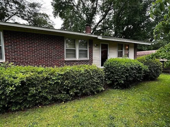 1120 Betsy Dr, Columbia, SC 29210