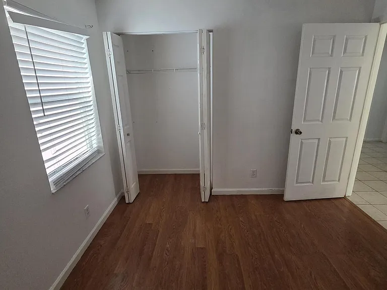 7093 Middlebury Dr #7093 — Photo 15