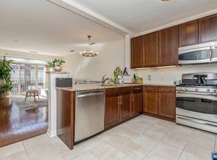 3320 Riverview Ave #320, Englewood, NJ 07631