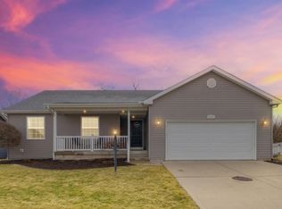 2405 N Fairfield Dr, Urbana, IL