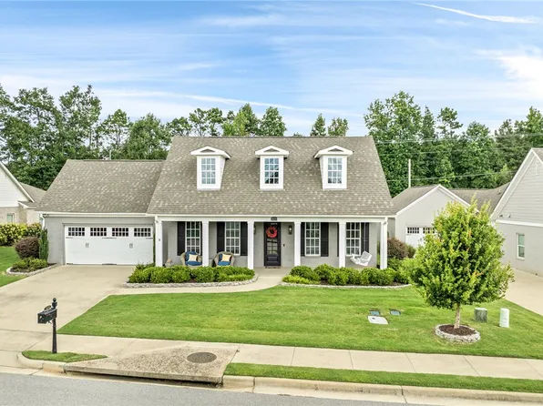 2670 Mill Lakes Rdg, Opelika, AL 36801