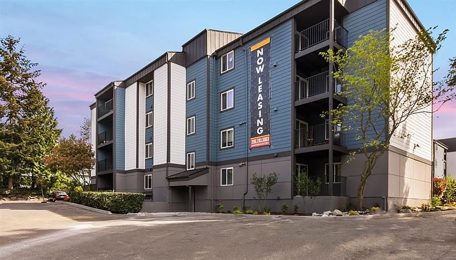1st image of 16100 Linden Ave N #2177089