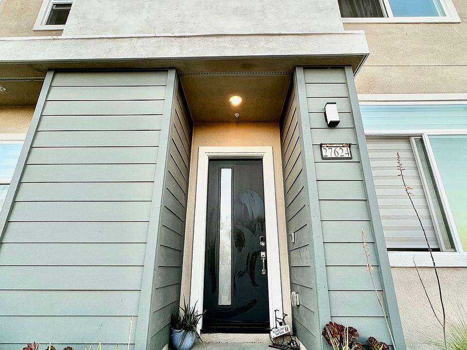 1st image of 27624 Sky Mesa Pl