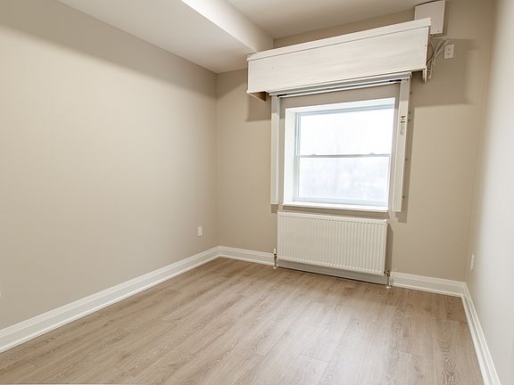 5th image of 8 Main St W #1346788