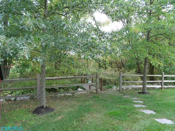 3rd image of 7985 Champaign Dr
