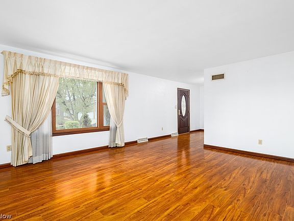 5th image of 4404 Scioto Dr