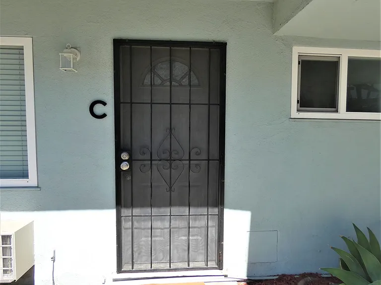10006 Ben Hur Ave — Photo 2