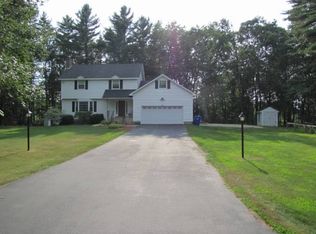 13 Old Coach Rd, Hudson, NH 03051