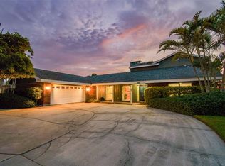6896 Augusta Blvd, Seminole, FL 33777