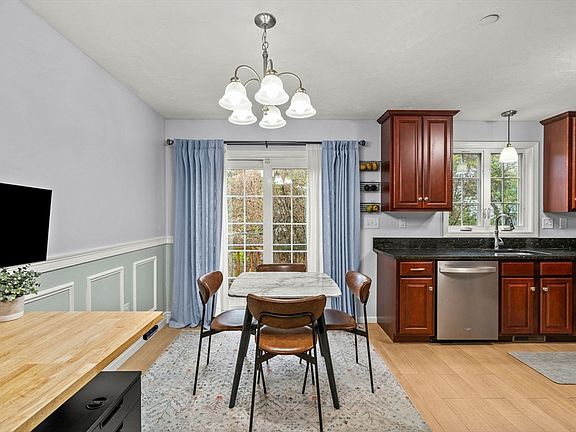 4th image of 41 Boston Rd #445