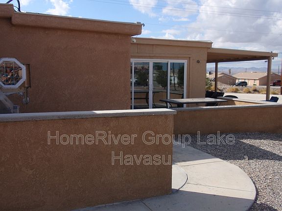 3rd image of 3060 Tripoli Dr APT A