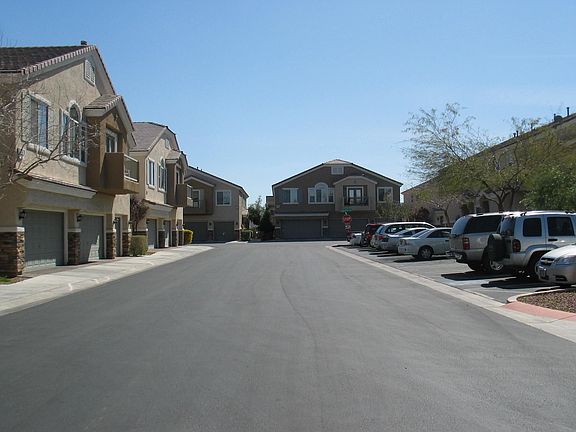 3rd image of 6060 Golden Corral Trl Unit 102