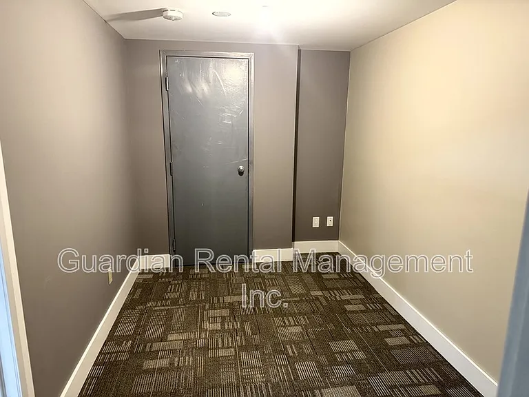 84 Elm St #2 — Photo 10