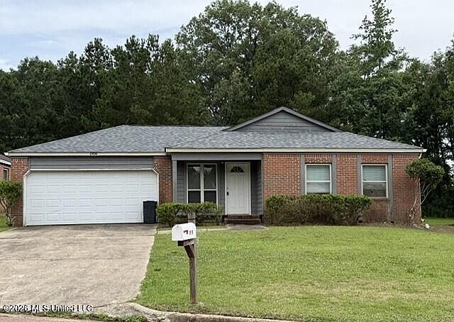 1st image of 1908 Twin Pine Dr
