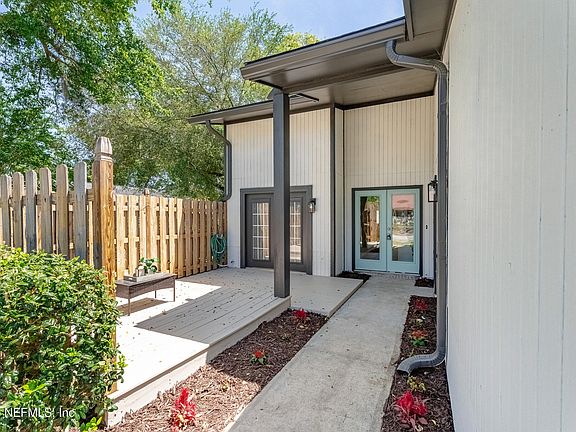 3rd image of 5917 ORTEGA RIVER Court