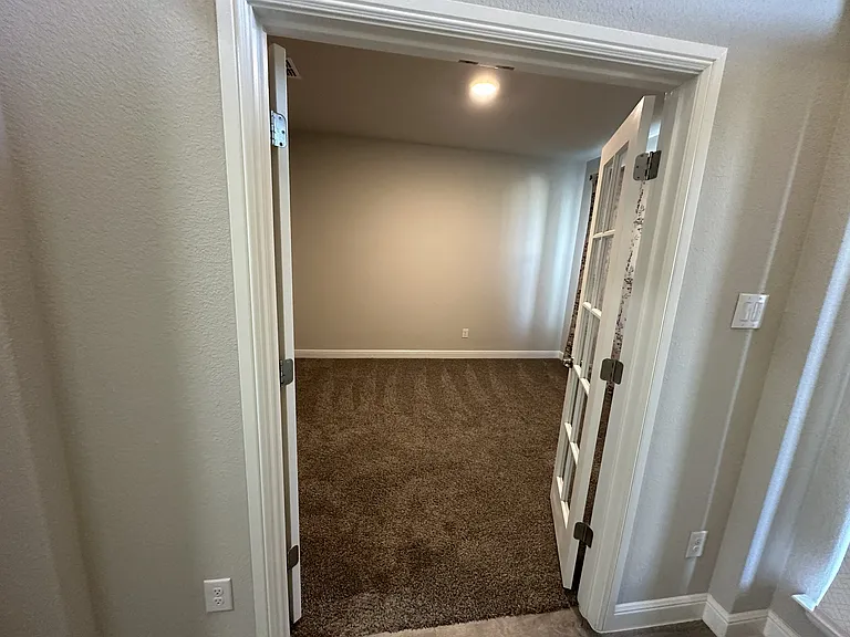 15800 Bronte Ln — Photo 3