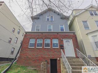 257 S 8th St, Newark, NJ 07103
