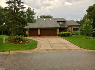 1280 Wynridge Dr, Arden Hills, MN 55112