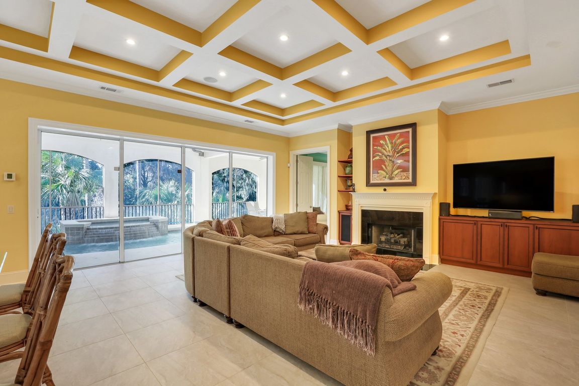 next background image