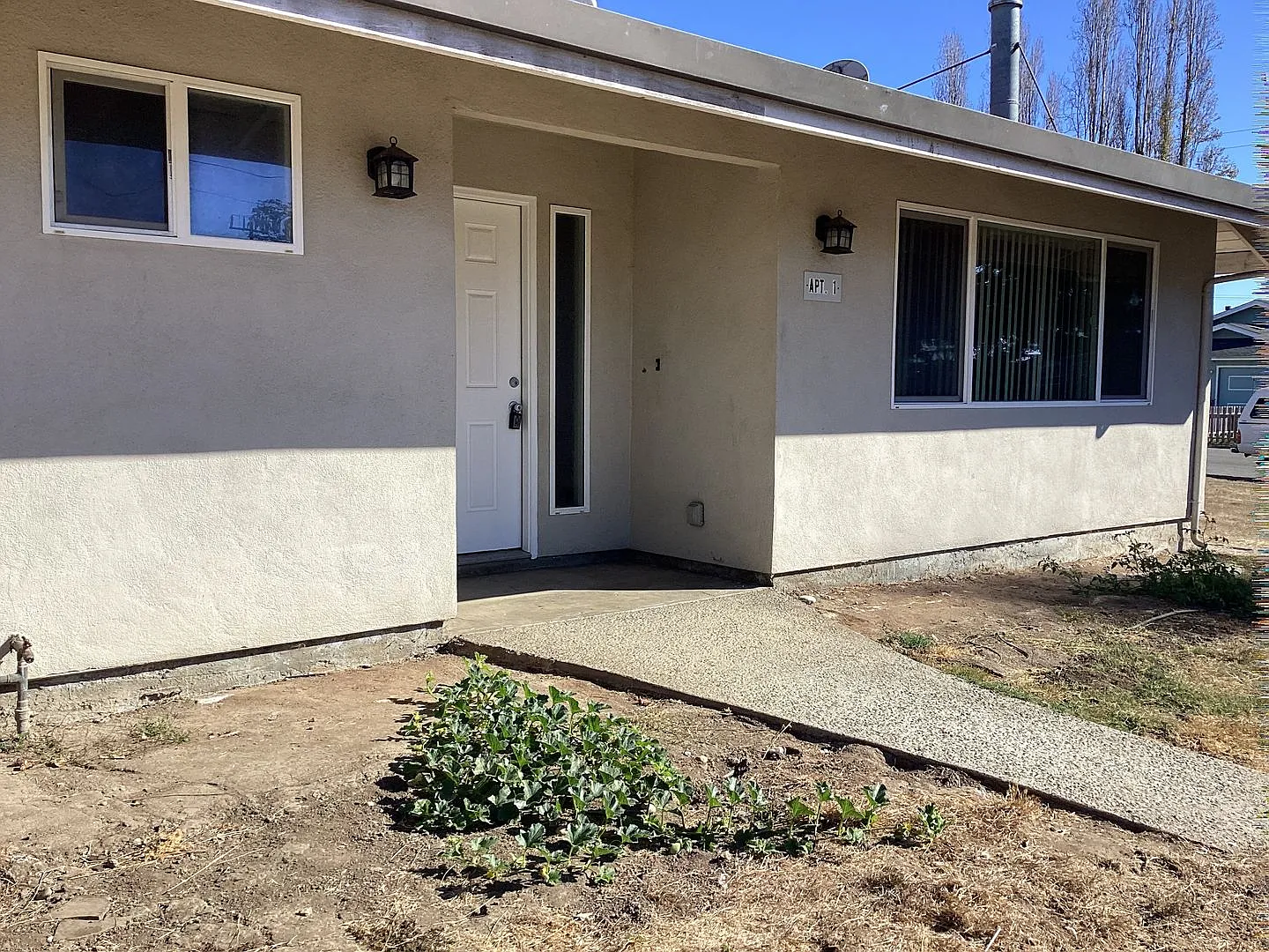 1786 Reinelt Ave APT 1 photo 1