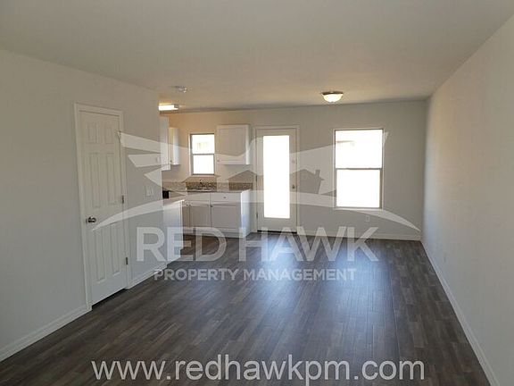 3rd image of 170 E Dewey Ave