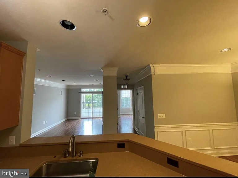 5801 Clipper Ct #205 — Photo 7