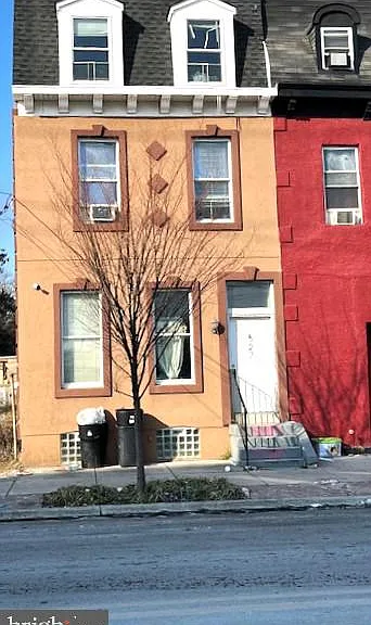 527 N 3rd St — Photo 1
