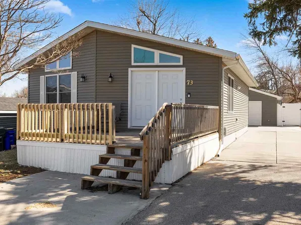 73 26th Ave SW, Cedar Rapids, IA 52404