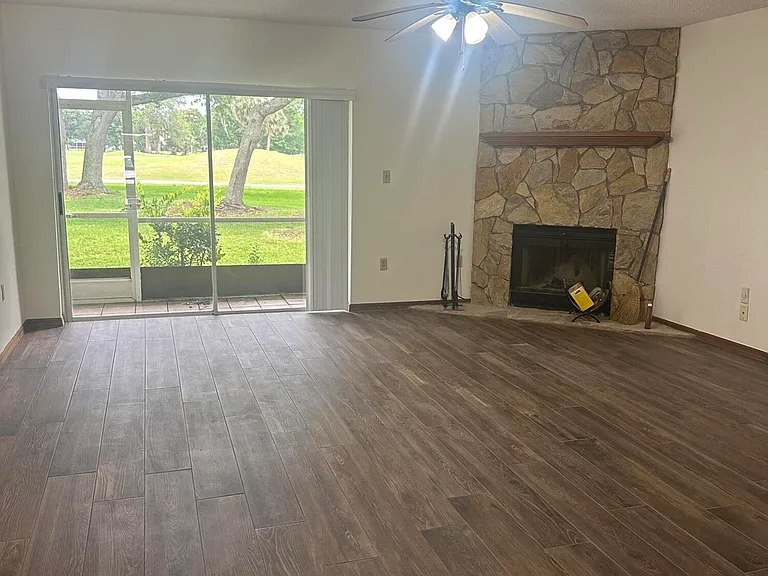 1600 Woodland Dr #8103 — Photo 2
