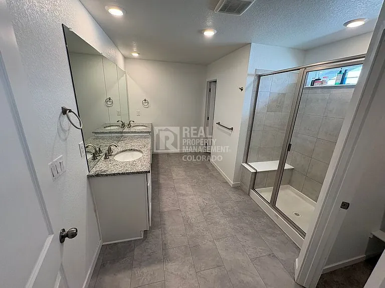 4017 Wyatt Falls Dr — Photo 9