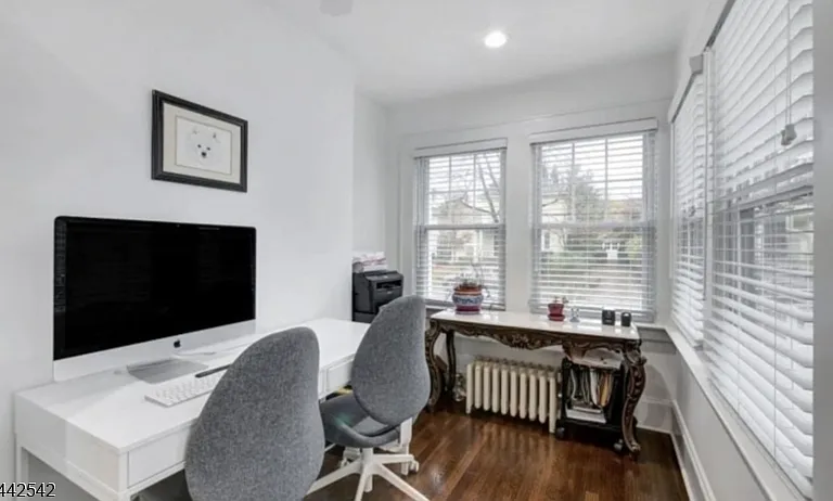 34 Cypress St — Photo 15