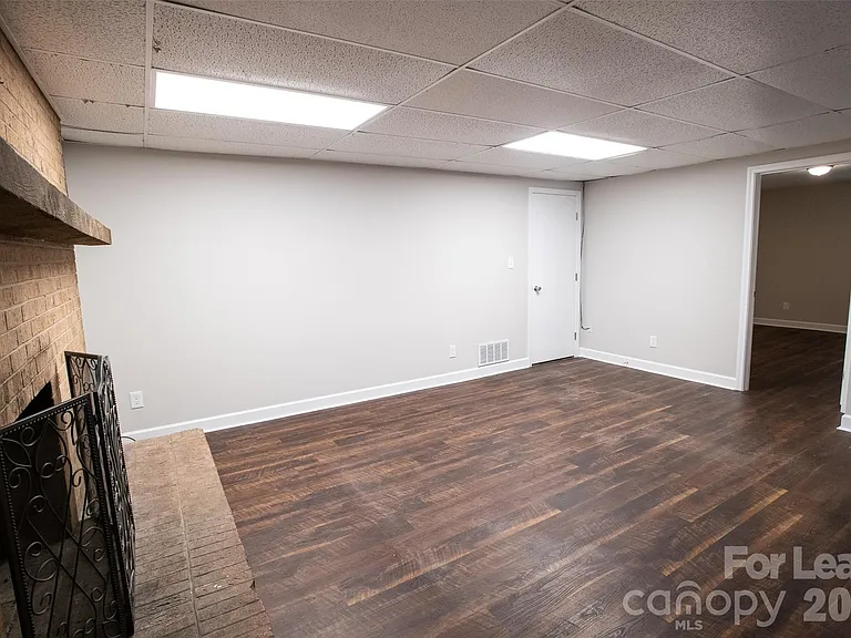 9100 Nash Ave — Photo 20