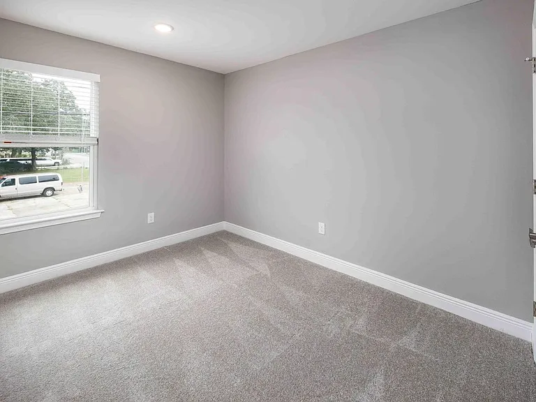 319 Carmel Dr #15 — Photo 23