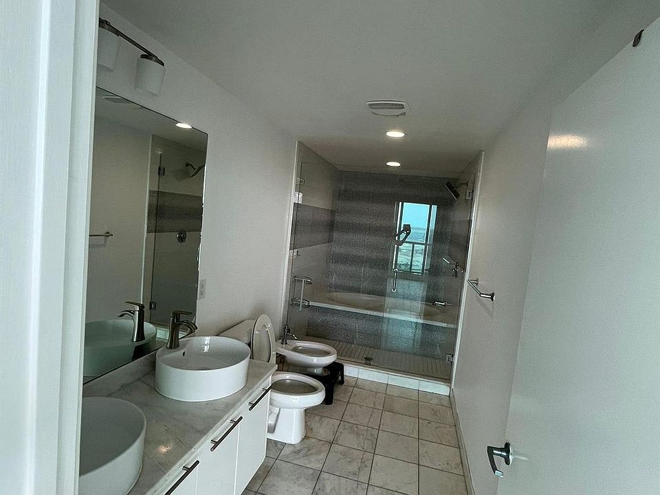 1st image of 888 Biscayne Blvd APT 1807