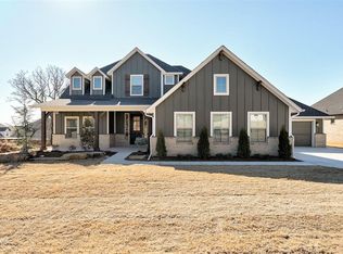 7924 Amber Ridge Dr, Edmond, OK 73034