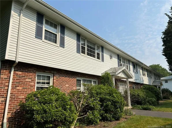 25 College Street #2, Clinton, CT 06413