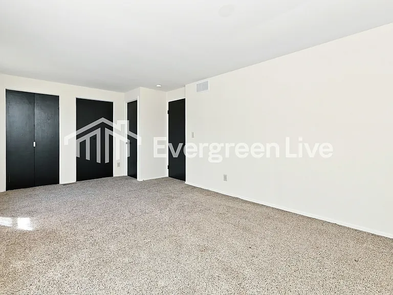 7797 Mount Hood Dr — Photo 11