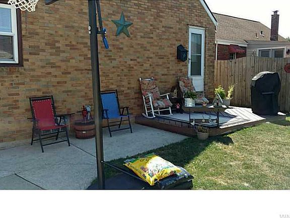 3rd image of 150 Barnsdale Ave