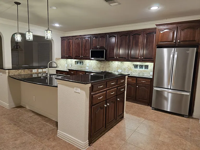778 Fall River Dr — Photo 16